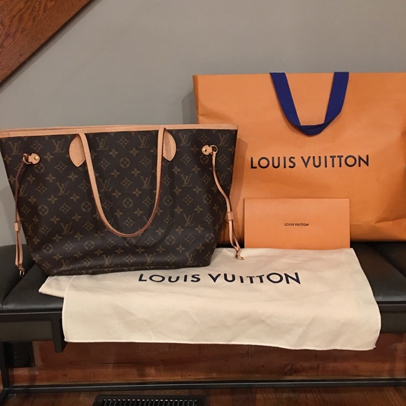 Louis Vuitton Handbags - Louis Vuitton MM Neverfull with RED Interior